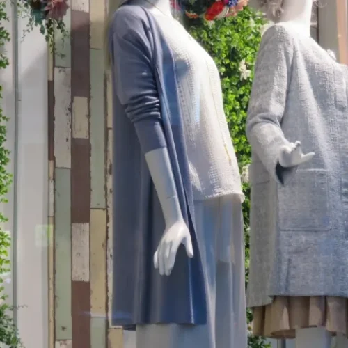 マネキン買いはダサい？レディースで失敗しないコツと“危険な落とし穴”を徹底解説