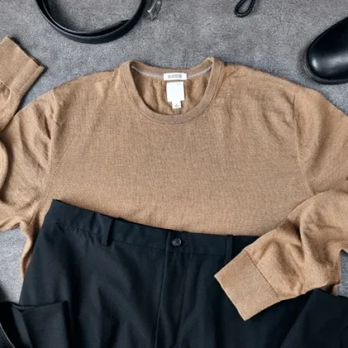 ユニクロで揃う！婚活男性の好印象な服をアイテム別に解説